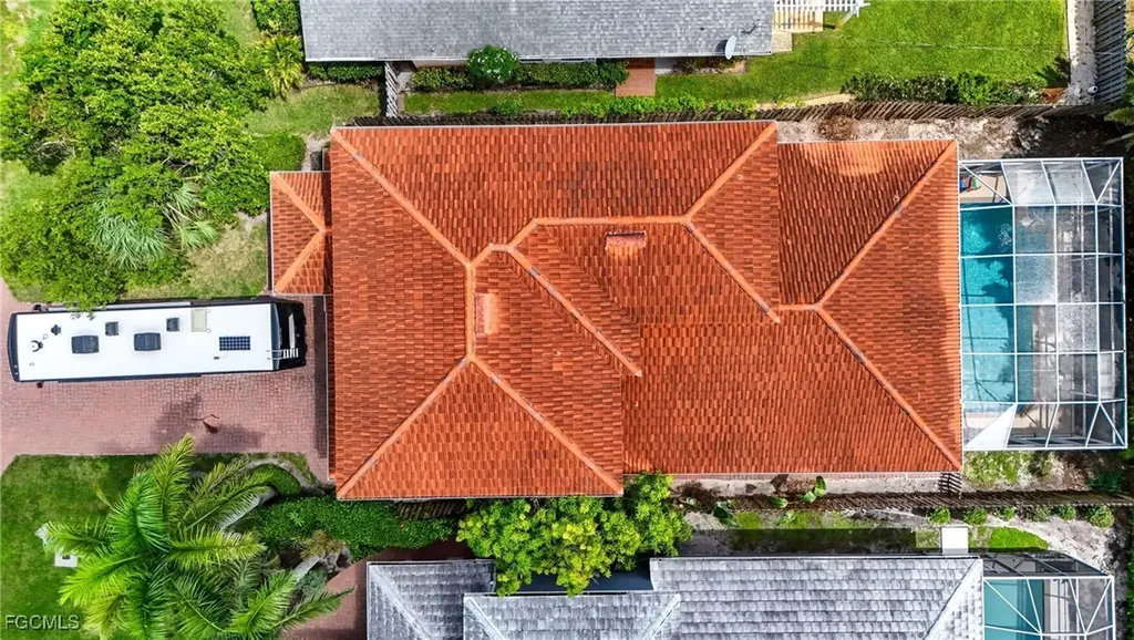 594 110th Avenue N Naples FL 34108