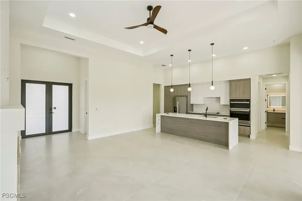 357 El Dorado Boulevard S Cape Coral FL 33991