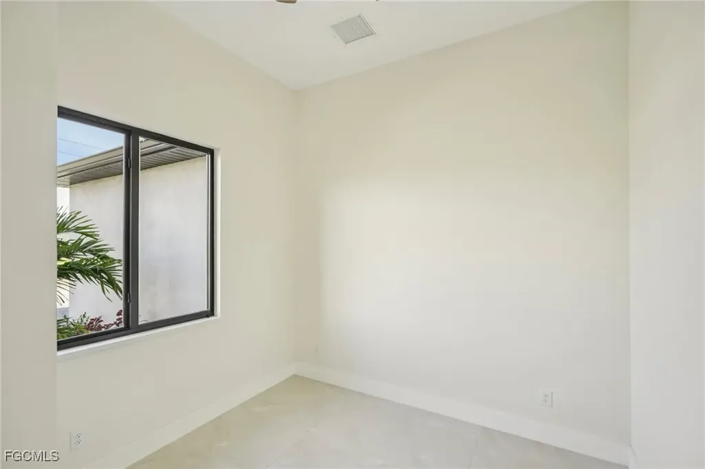 357 El Dorado Boulevard S Cape Coral FL 33991