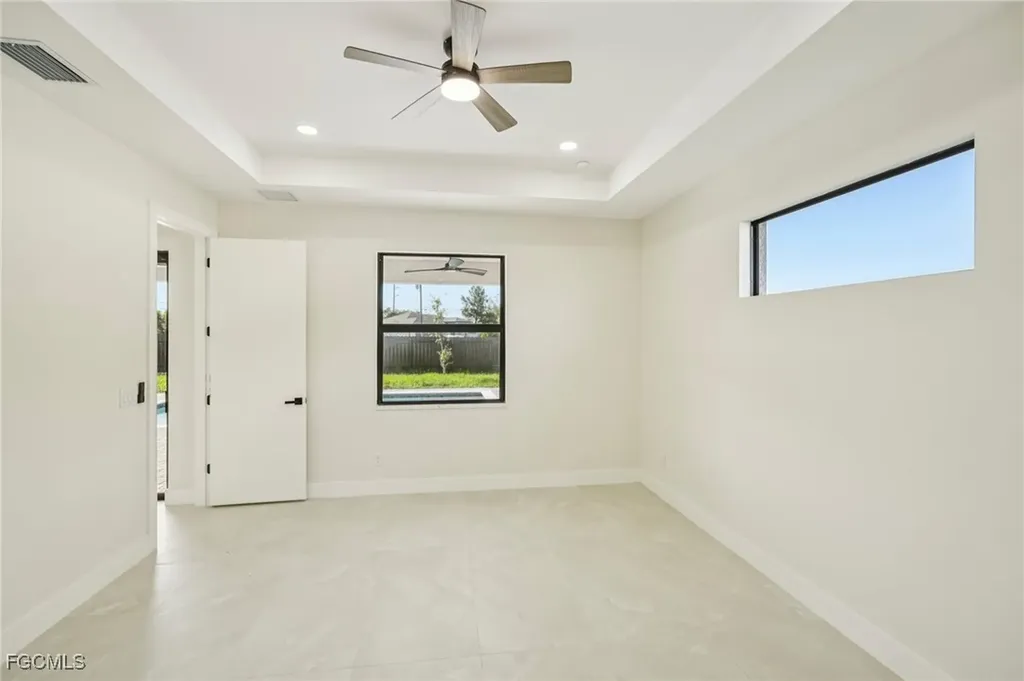 357 El Dorado Boulevard S Cape Coral FL 33991