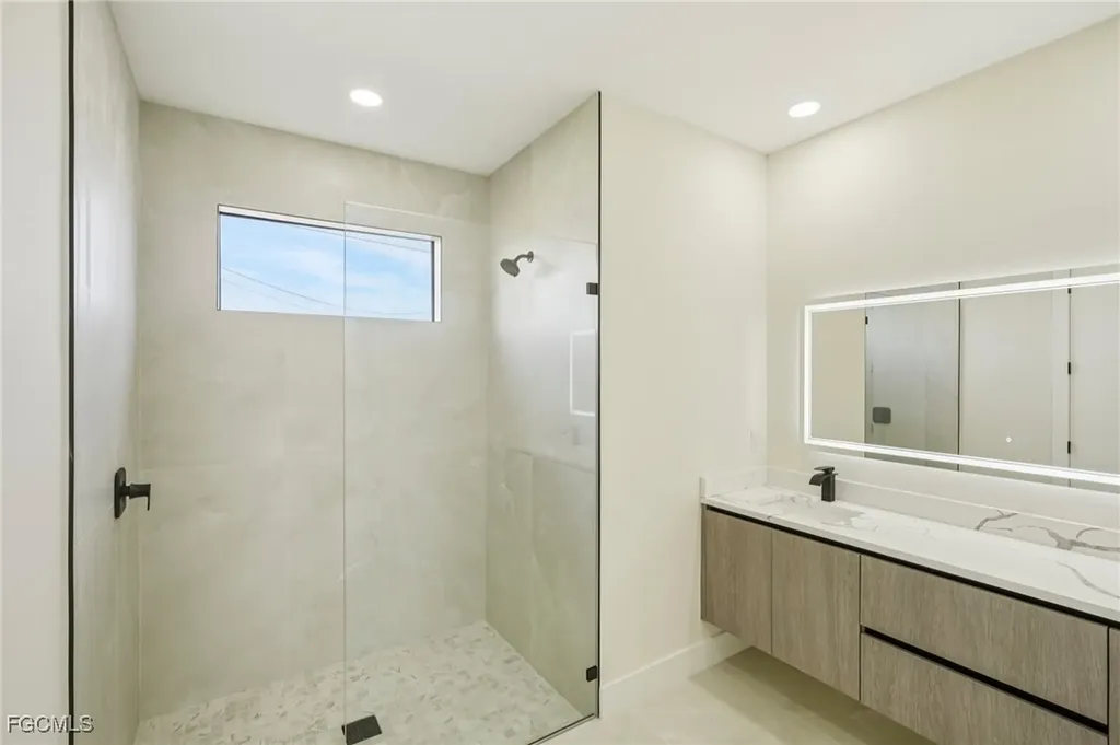 357 El Dorado Boulevard S Cape Coral FL 33991