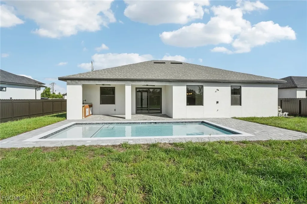 357 El Dorado Boulevard S Cape Coral FL 33991