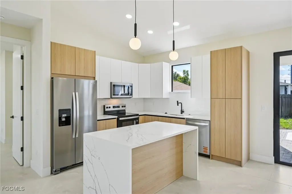 353 El Dorado Boulevard S Cape Coral FL 33991