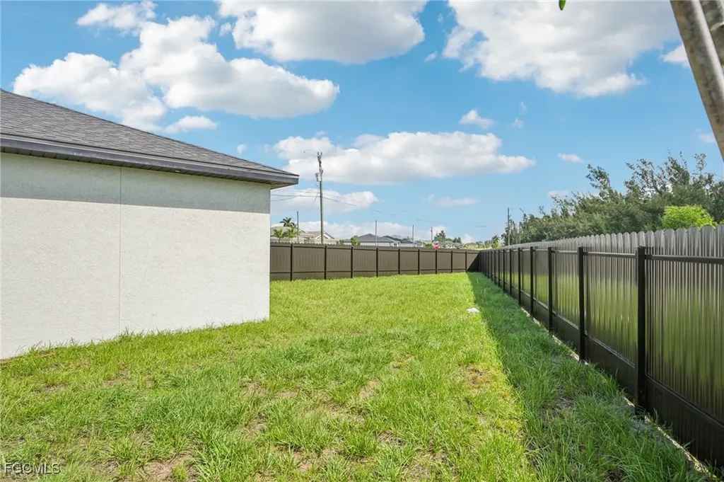 353 El Dorado Boulevard S Cape Coral FL 33991