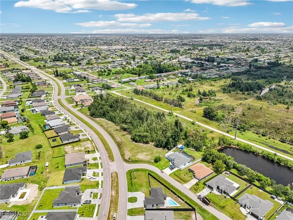 353 El Dorado Boulevard S Cape Coral FL 33991