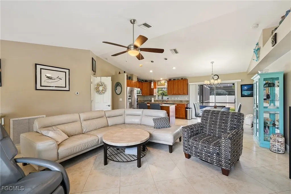 1913 SW 51st Terrace Cape Coral FL 33914