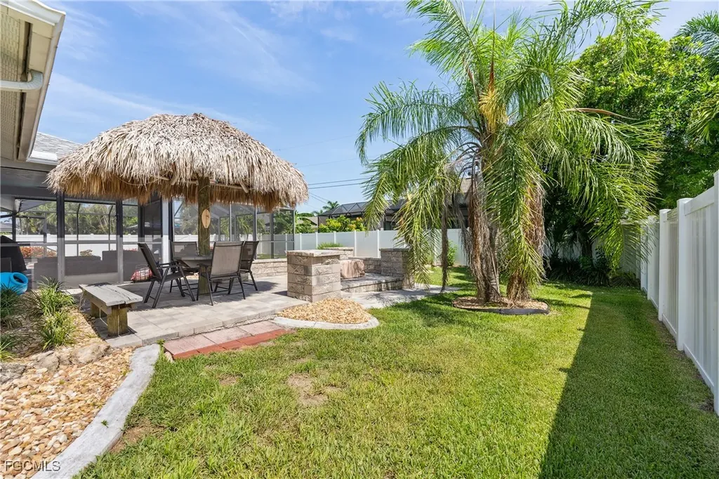 1913 SW 51st Terrace Cape Coral FL 33914