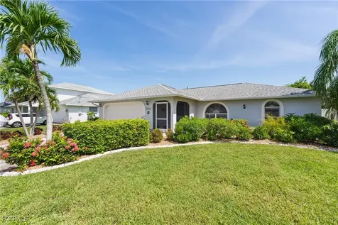 1913 SW 51st Terrace Cape Coral FL 33914