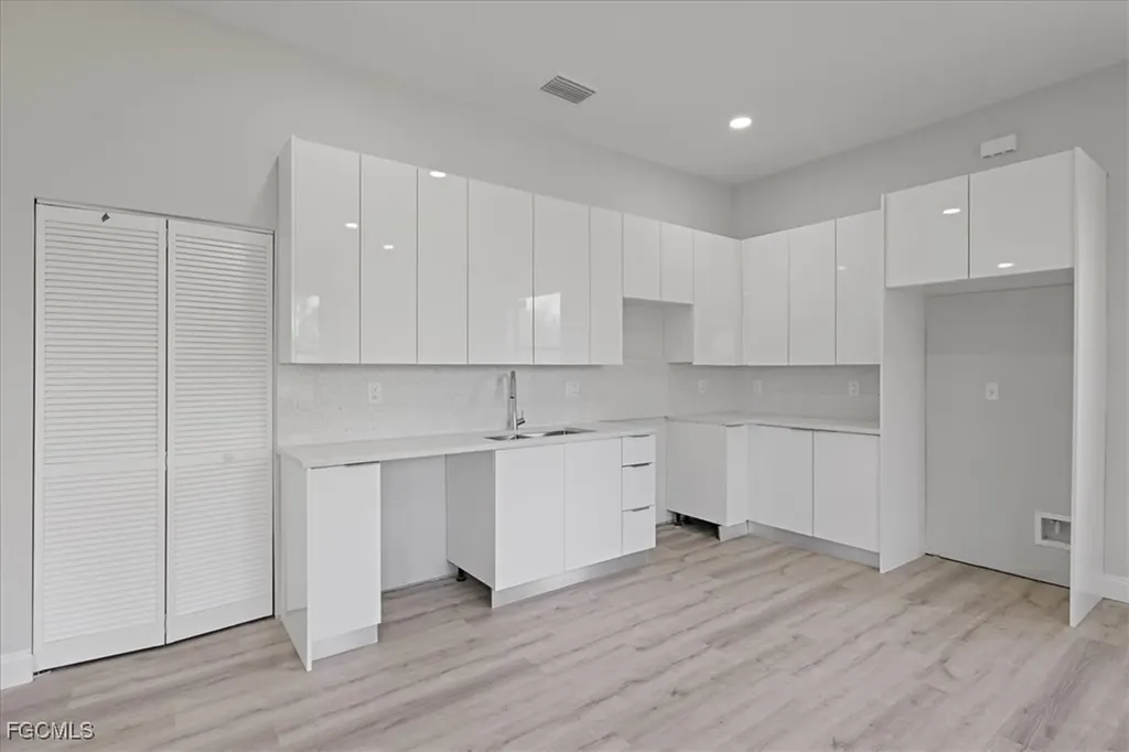 843 Theodore Vail Street E Lehigh Acres FL 33974