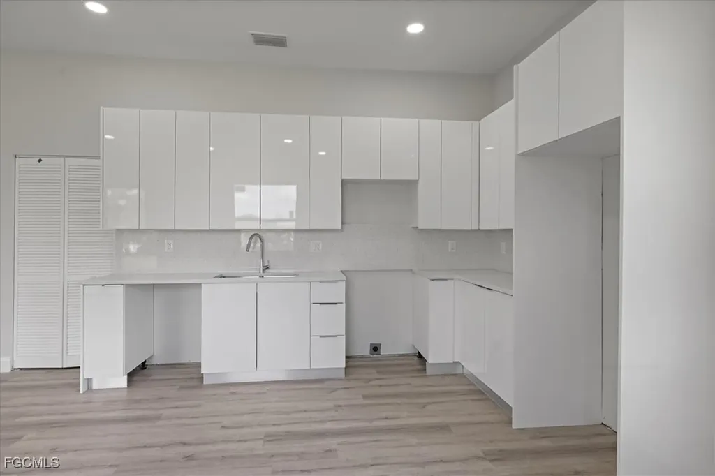 843 Theodore Vail Street E Lehigh Acres FL 33974