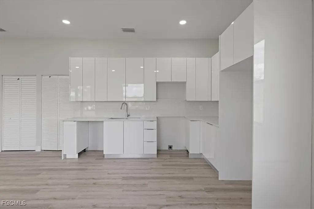 843 Theodore Vail Street E Lehigh Acres FL 33974
