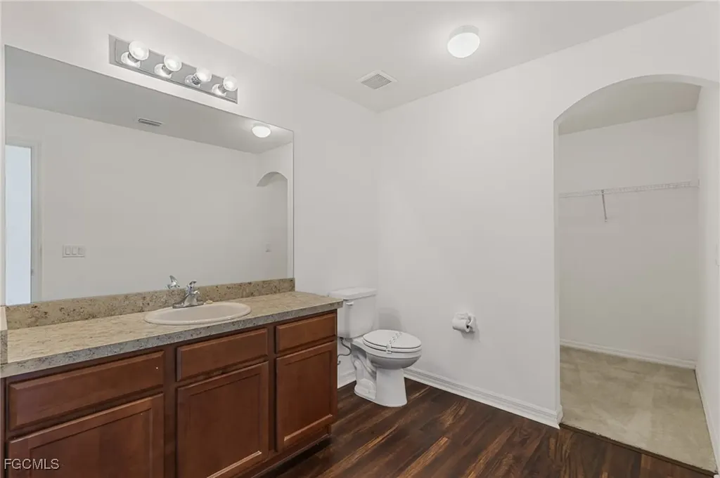 1908 SW 12th Terrace Cape Coral FL 33991