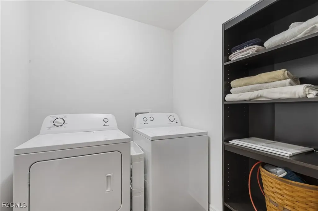 1908 SW 12th Terrace Cape Coral FL 33991