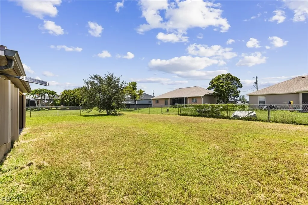 1908 SW 12th Terrace Cape Coral FL 33991