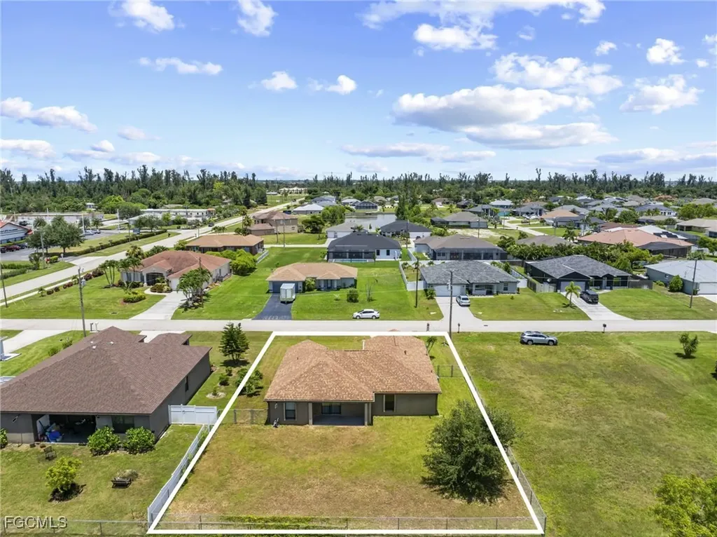 1908 SW 12th Terrace Cape Coral FL 33991