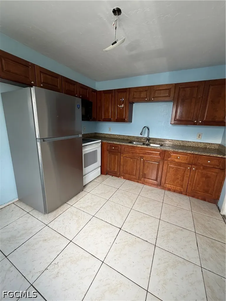 5515 5th Avenue Fort Myers FL 33907