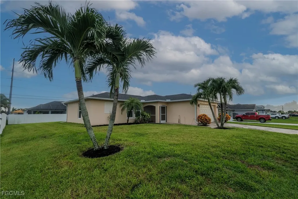 626 NW 8th Terrace Cape Coral FL 33993