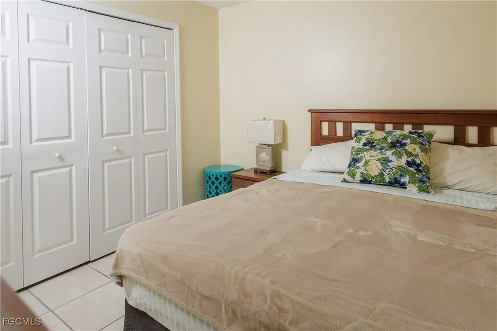 626 NW 8th Terrace Cape Coral FL 33993
