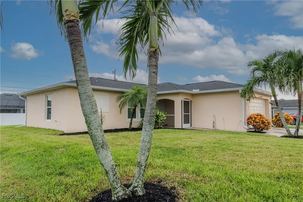 626 NW 8th Terrace Cape Coral FL 33993