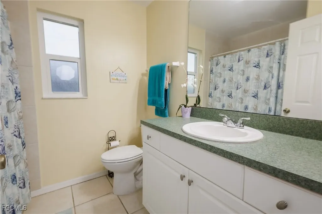 626 NW 8th Terrace Cape Coral FL 33993