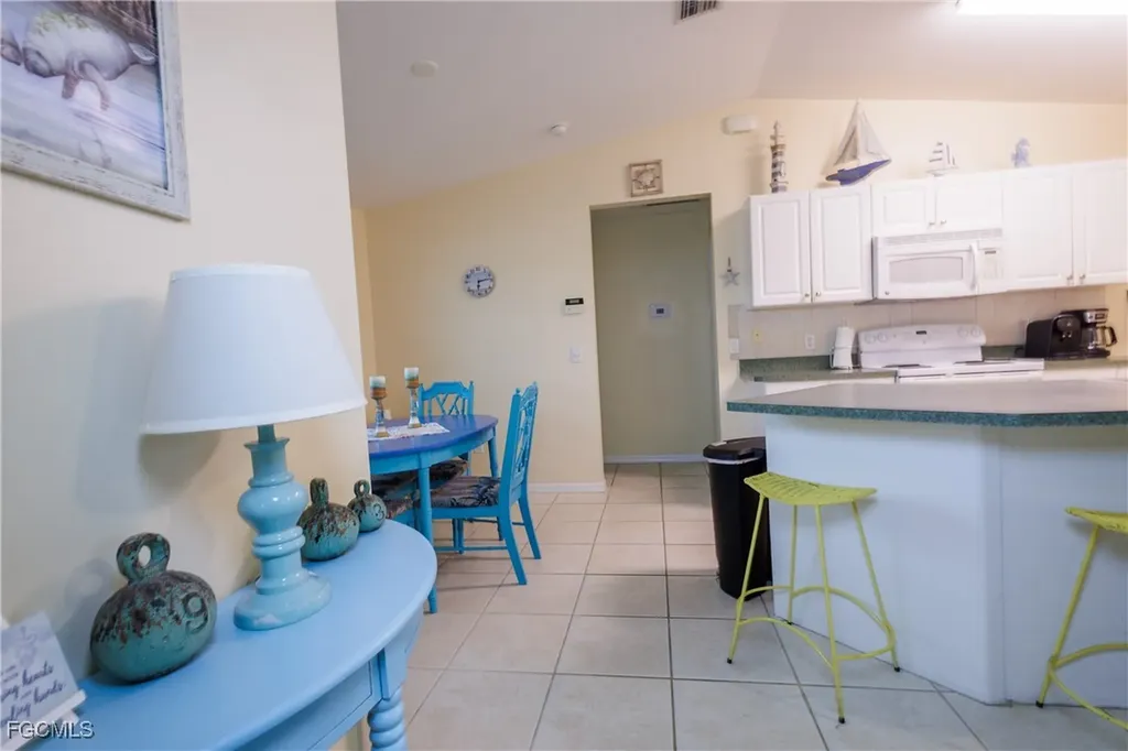 626 NW 8th Terrace Cape Coral FL 33993