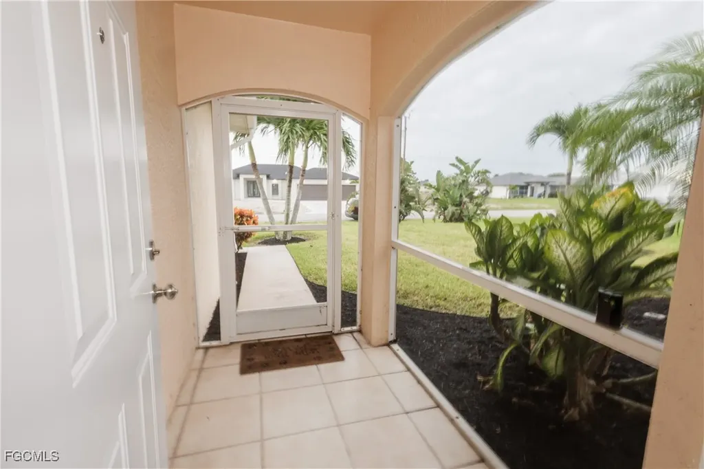 626 NW 8th Terrace Cape Coral FL 33993