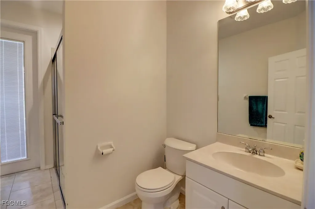 2216 SW 43rd Lane Cape Coral FL 33914