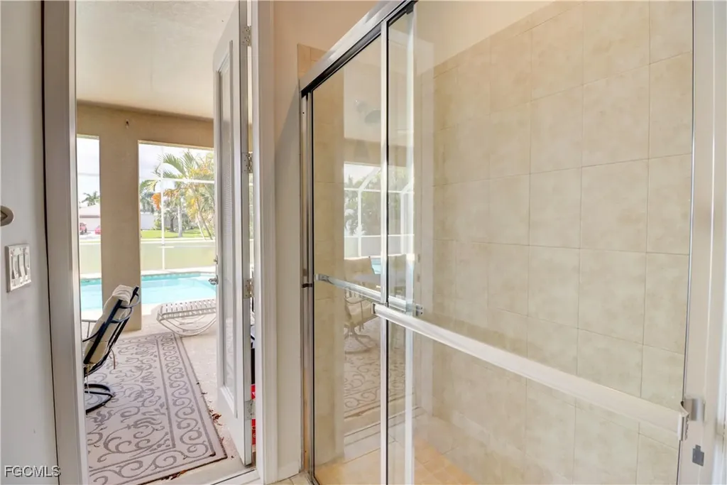 2216 SW 43rd Lane Cape Coral FL 33914