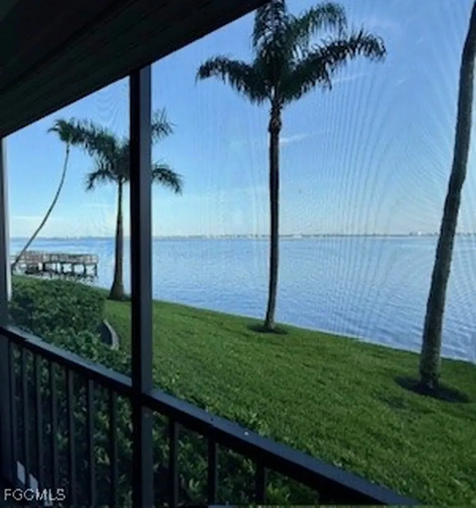 1901 Clifford Street Fort Myers FL 33901