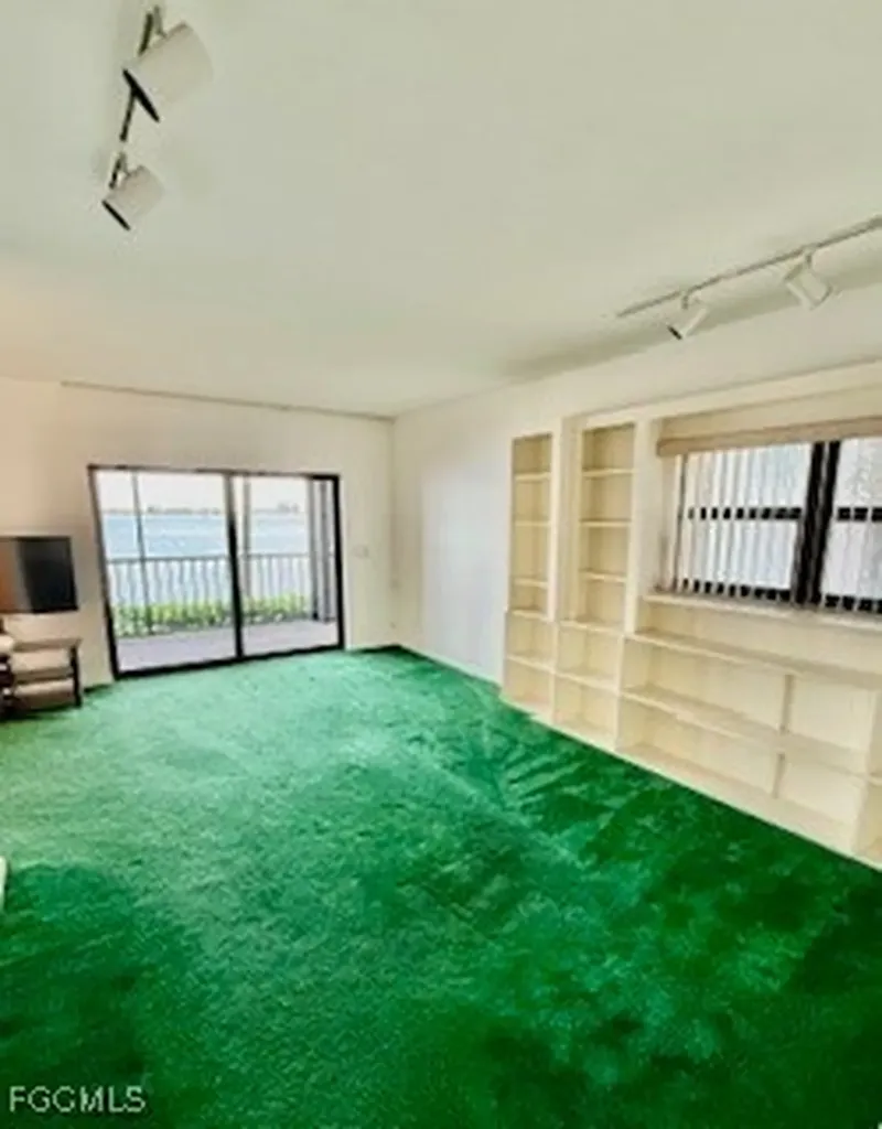 1901 Clifford Street Fort Myers FL 33901
