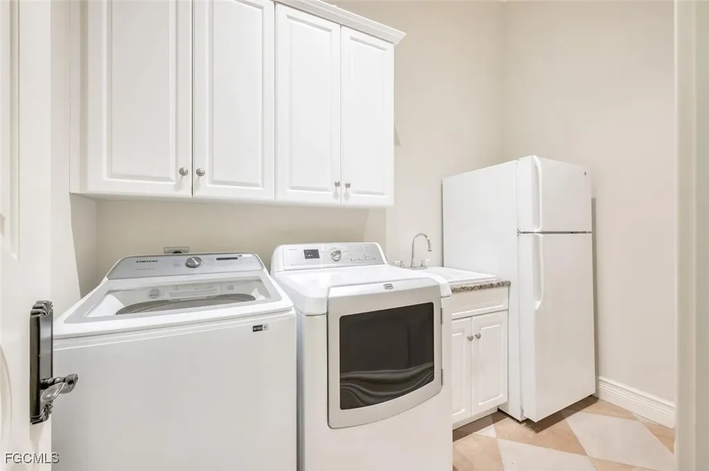 11970 Royal Tee Circle Cape Coral FL 33991