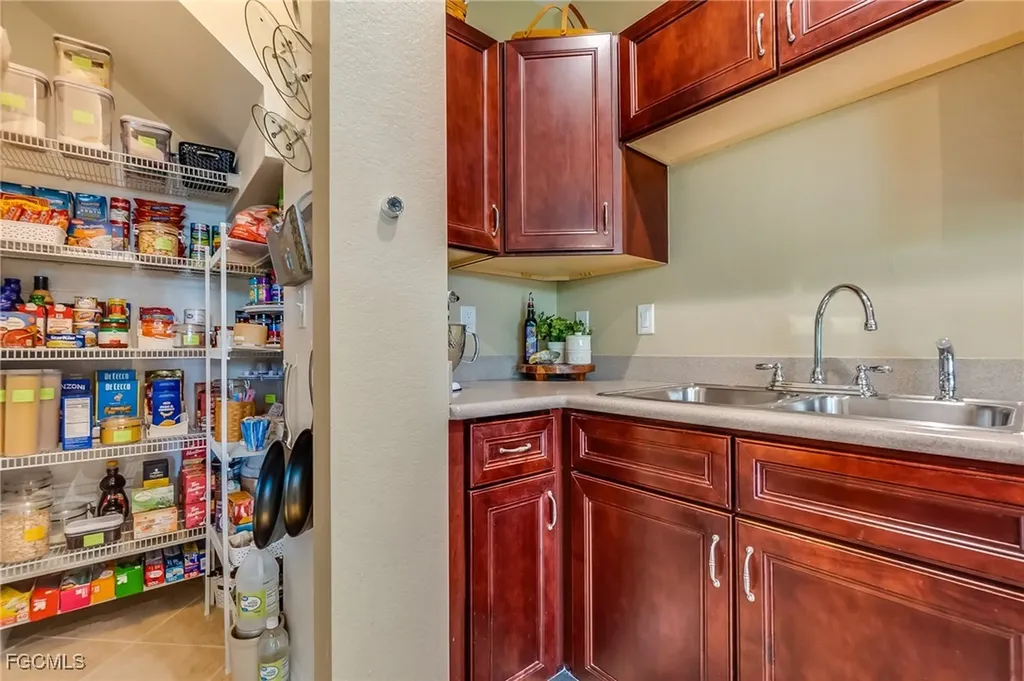 3347 Dandolo Circle Cape Coral FL 33909