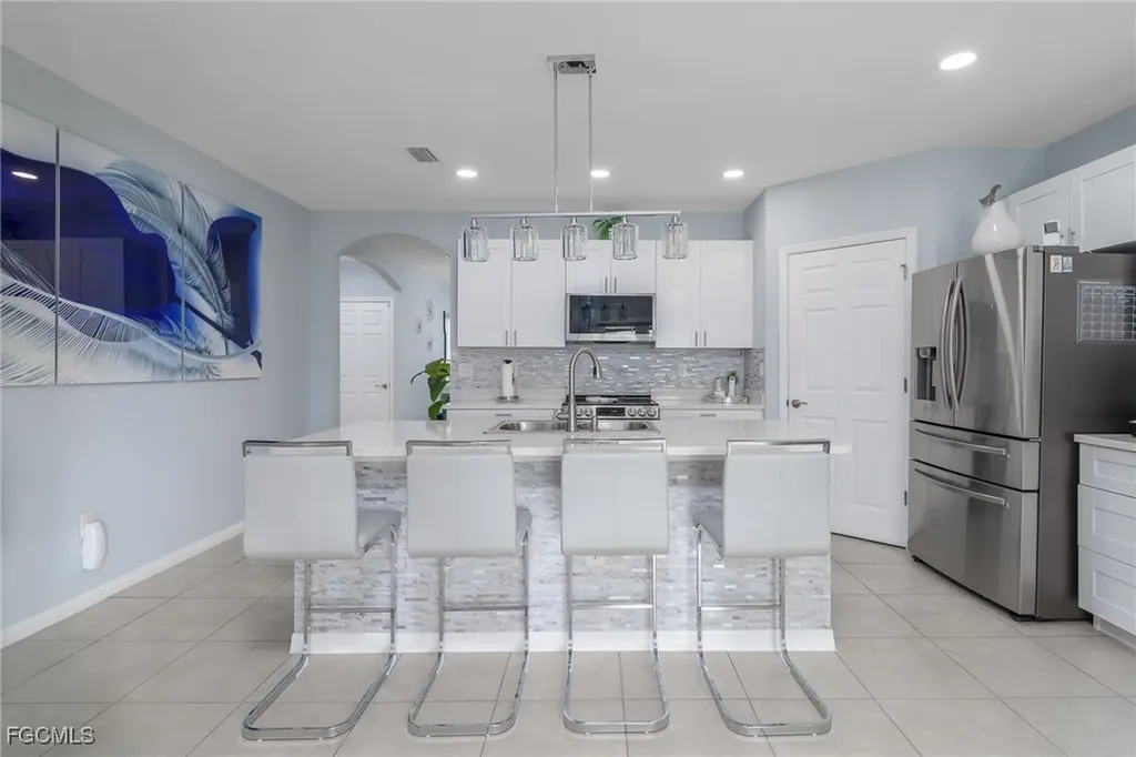 201 SW 24th Place Cape Coral FL 33991