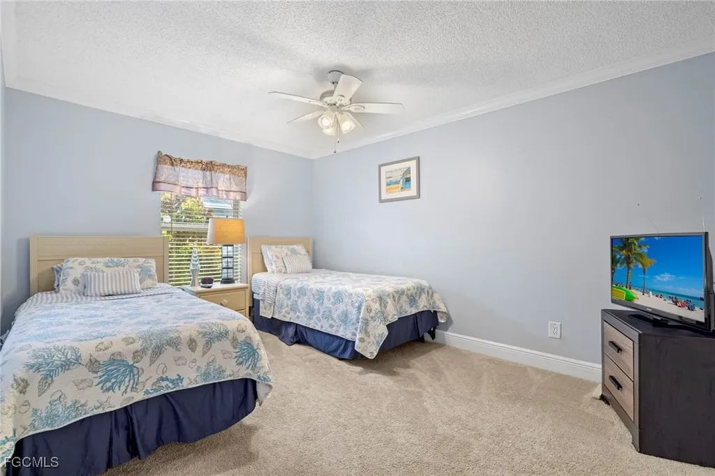 1023 SE 15th Street Cape Coral FL 33990