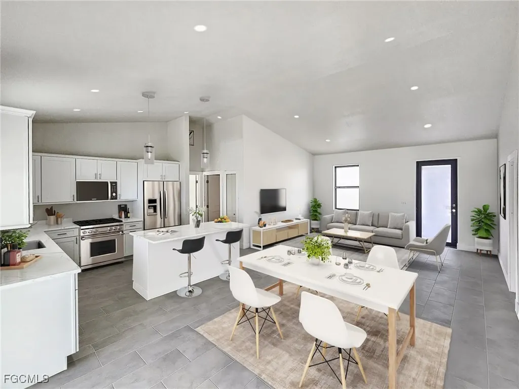 629 NW 28th Terrace Cape Coral FL 33993