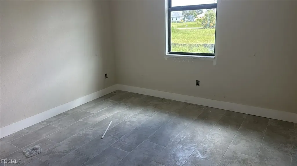 629 NW 28th Terrace Cape Coral FL 33993