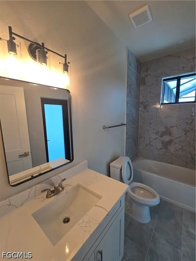 629 NW 28th Terrace Cape Coral FL 33993