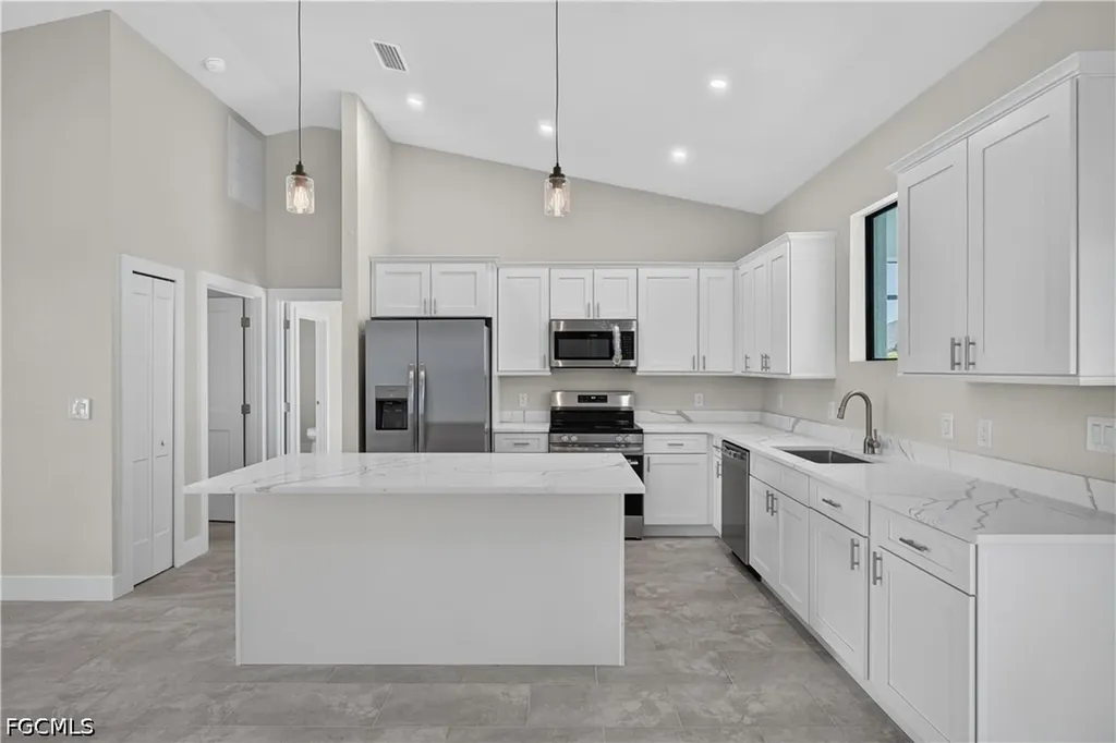 314 NW 20th Terrace Cape Coral FL 33993
