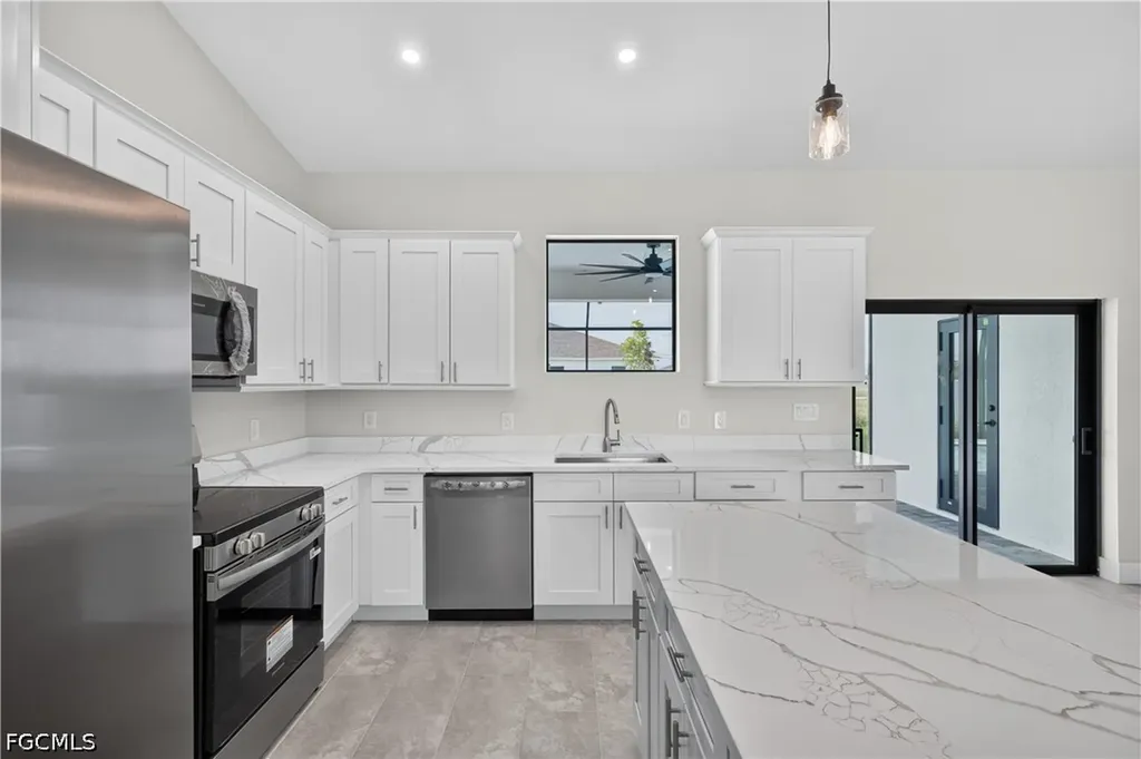 314 NW 20th Terrace Cape Coral FL 33993