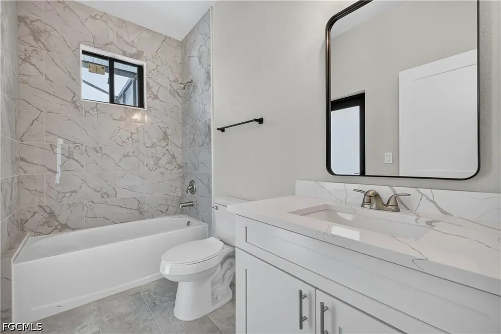 314 NW 20th Terrace Cape Coral FL 33993