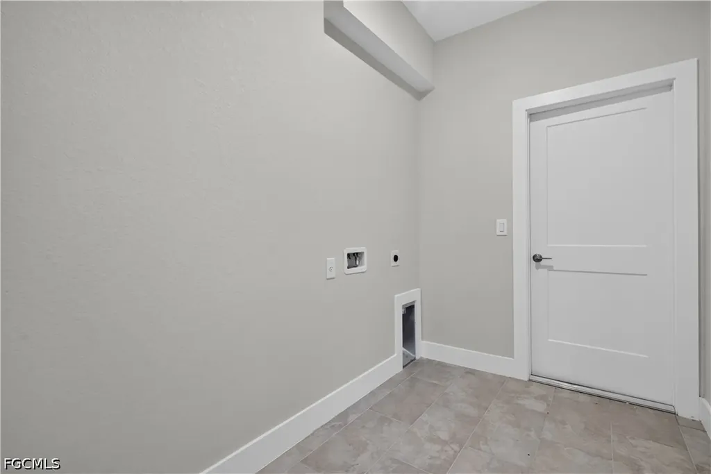 314 NW 20th Terrace Cape Coral FL 33993