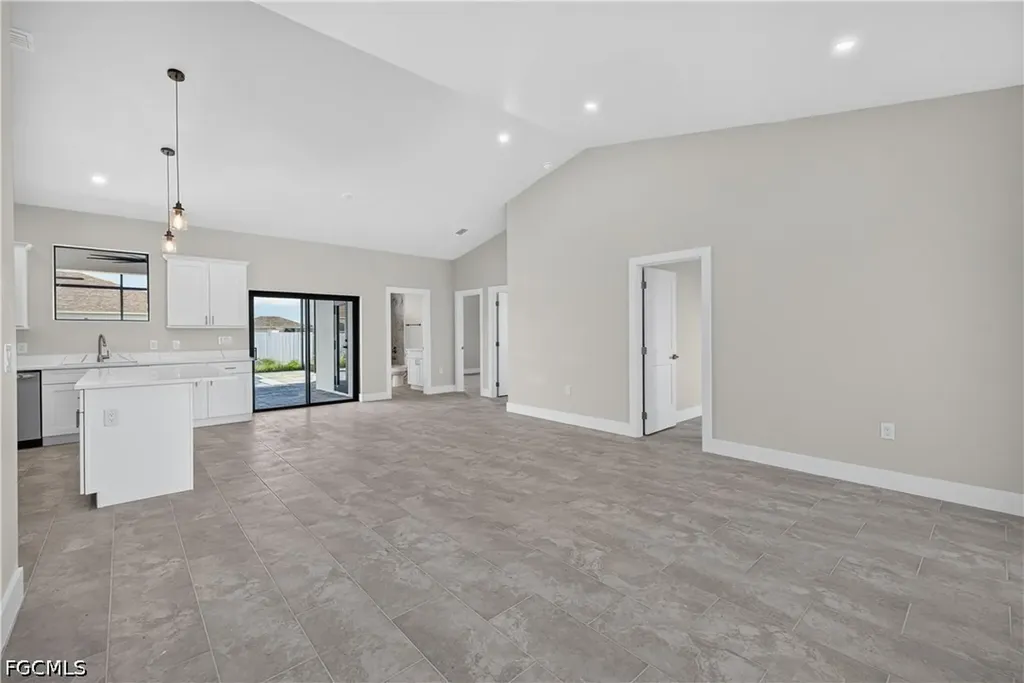 314 NW 20th Terrace Cape Coral FL 33993