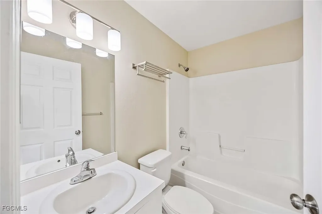 128/130 Harold Avenue S Lehigh Acres FL 33973