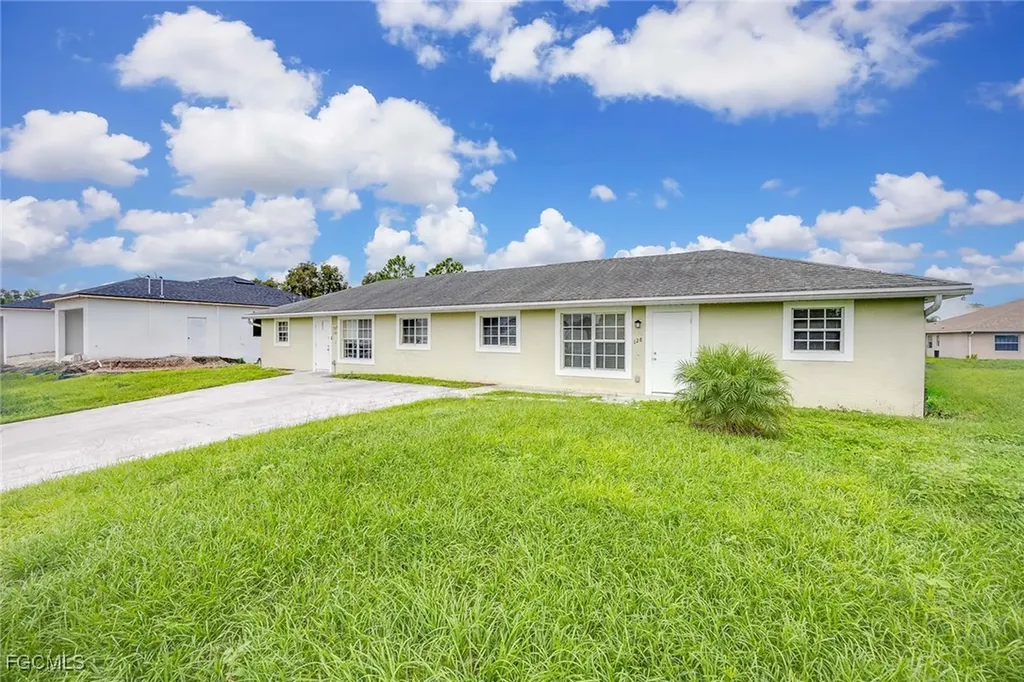 128/130 Harold Avenue S Lehigh Acres FL 33973