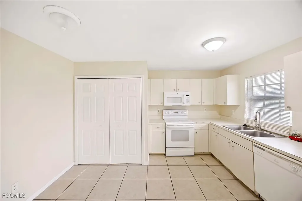 128/130 Harold Avenue S Lehigh Acres FL 33973