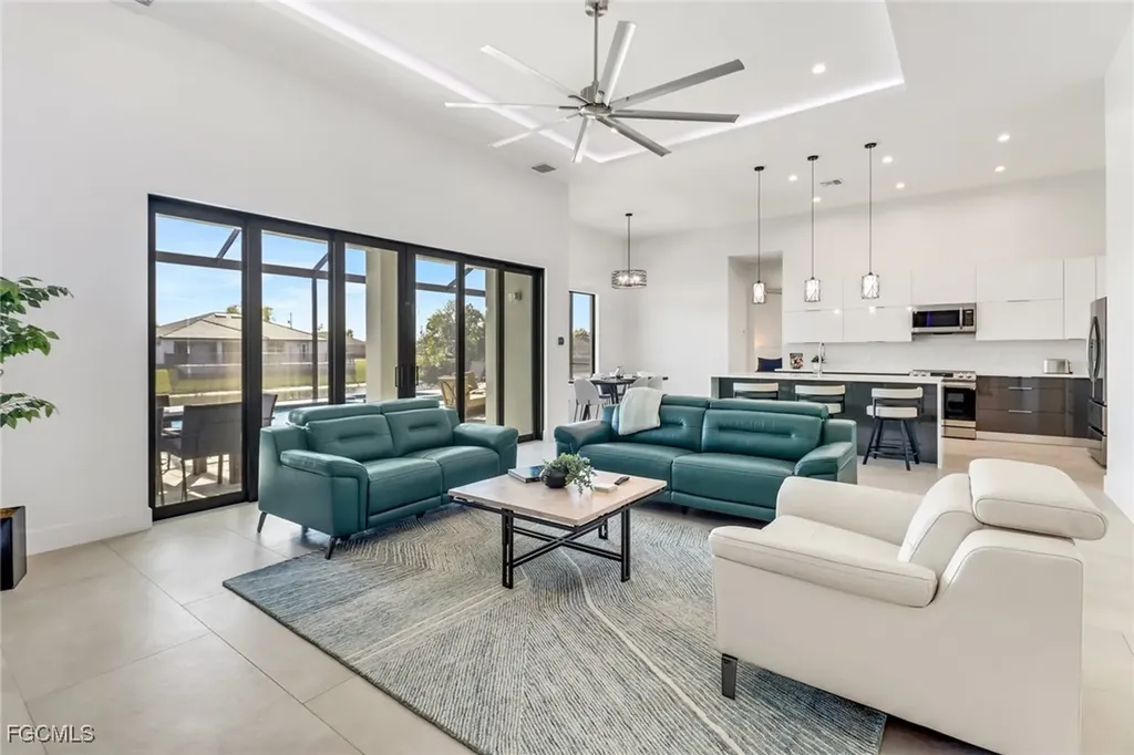 104 NE 6th Street Cape Coral FL 33909