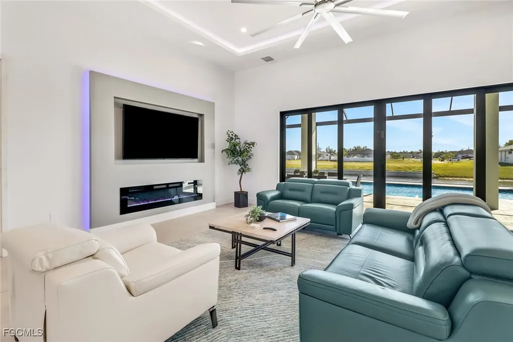 104 NE 6th Street Cape Coral FL 33909