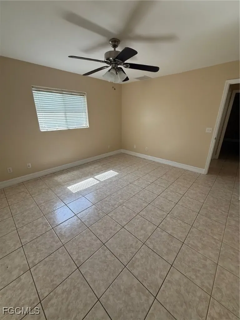 1719 SW 32nd Terrace Cape Coral FL 33914