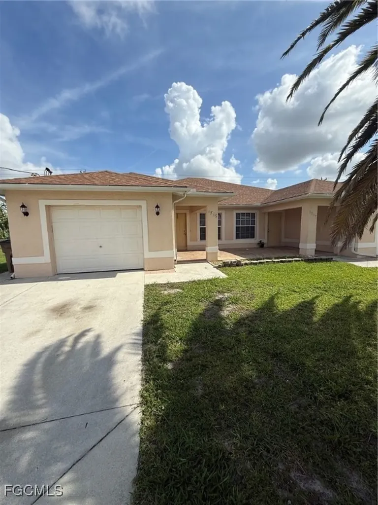 1719 SW 32nd Terrace Cape Coral FL 33914