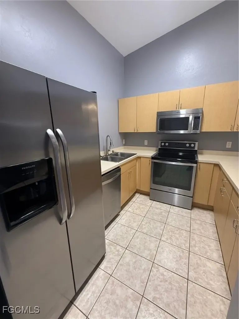 1719 SW 32nd Terrace Cape Coral FL 33914